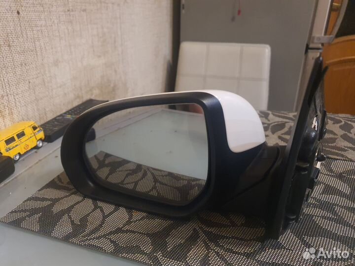 Зеркало левое kia rio 3 рио 3 с повторителем белое