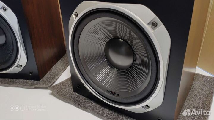 Колонки Onkyo D-7R закрытый ящик, три полосы