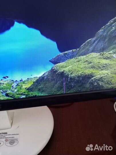 Монитор AOC E2343F с дефектом матрицы