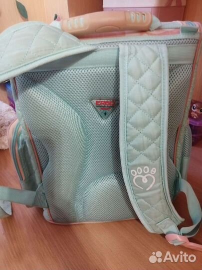 Школьный рюкзак