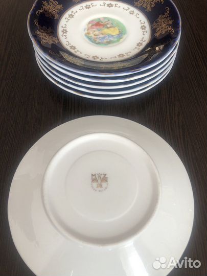 Чайные блюдца