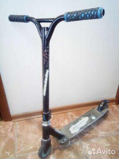 Трюковой самокат