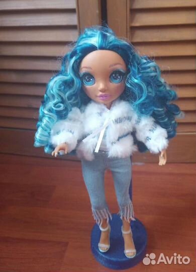 Кукла Rainbow High