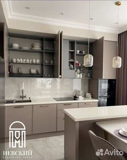 Кухни на заказ. Кухонный гарнитур