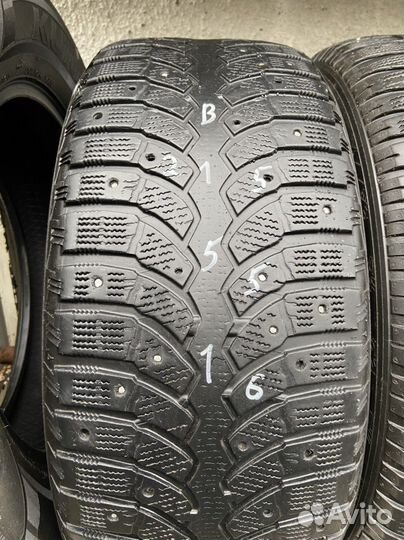 Bridgestone Blizzak Spike-01 215/55 R16 93T