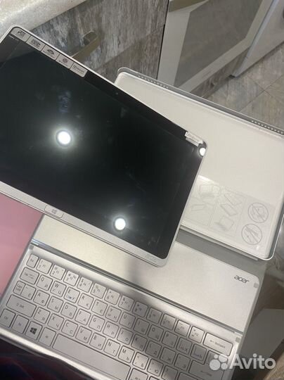Ультрабук планшет в отличном сост. Acer aspire P3