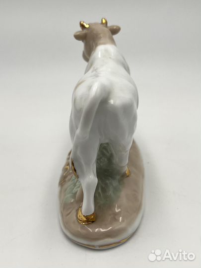 Статуэтка Бык фарфор Elan Gallery Англия