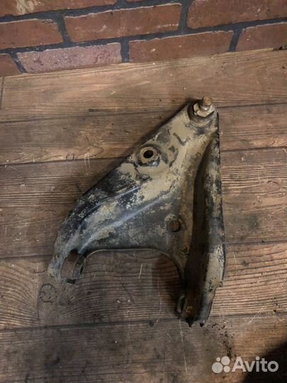 Рычаг Рено Сандеро