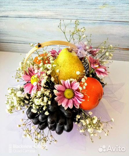 Съедобные букеты и корзины на заказ