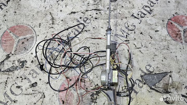 Электра aнтенна на Mеrсеdеs-Bеnz W123