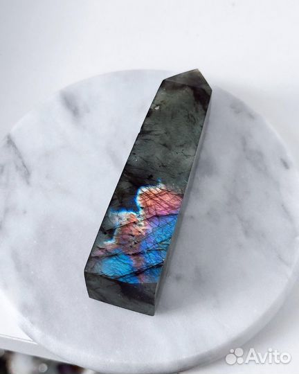 Лабрадорит