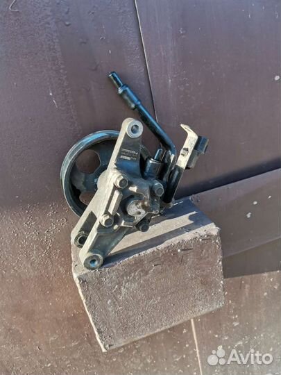 Насос гур solaris