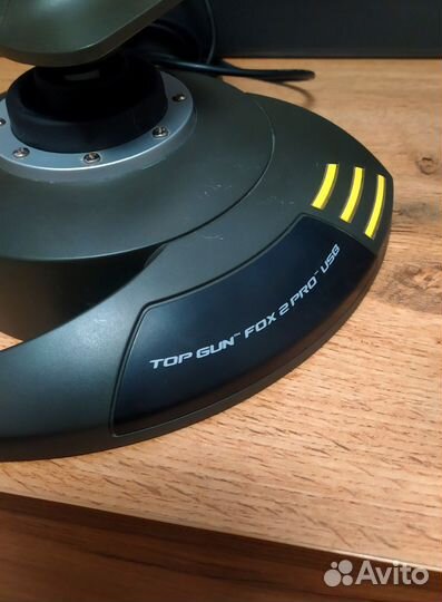 Джойстик thrustmaster top gun fox 2 pro