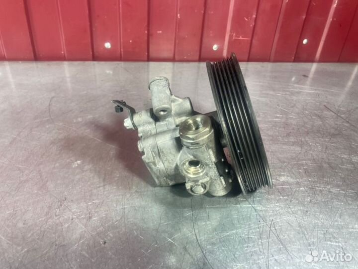 Насос гидроусилителя руля Mercedes Clc-Class CL203