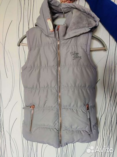 Жилетка для девочки новая