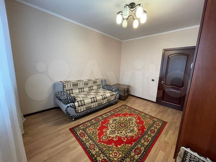 Комната 14 м² в 3-к., 8/22 эт.