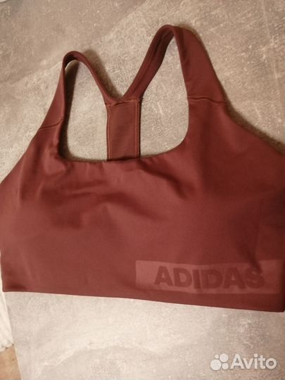 Топик женский спортивный