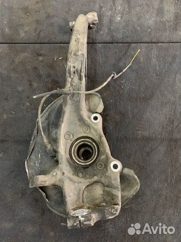 Кулак передний правый Audi A4 B8 2.0 CDN 2007-2011