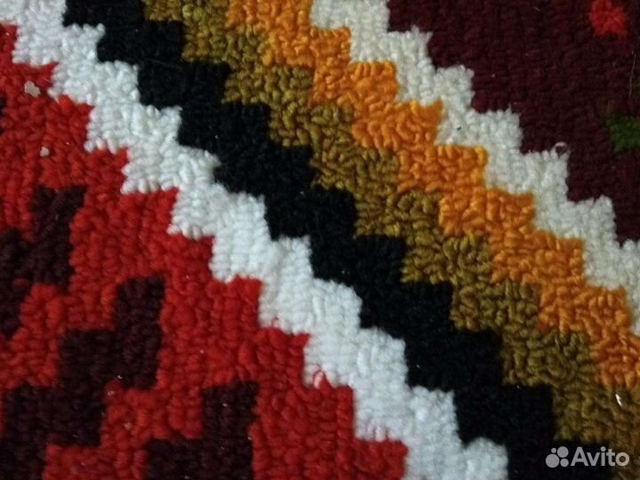 Ковер новый ручной работы