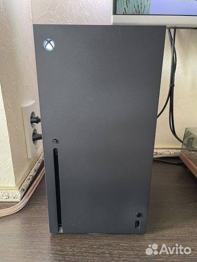 Игровая приставка Microsoft Xbox Series X