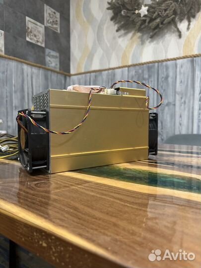 Antminer l3+