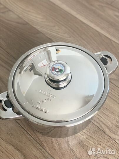 Кастрюля из нержавейки royal 6 литров