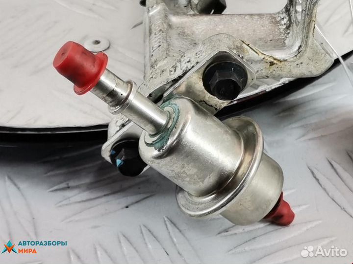 Форсунка Ford Fiesta 4 рест. 2002 1429840