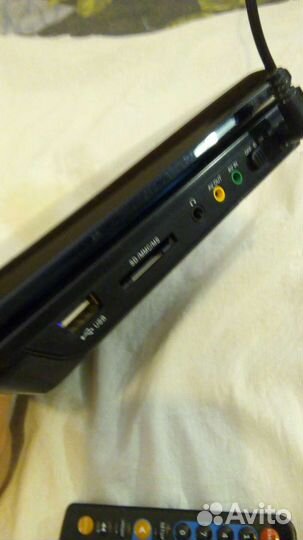 Портативный видеопроигрыватель с TV VR PDV T090EV