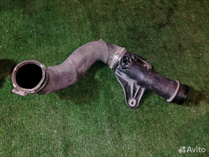 Патрубок интеркулера 8K0145673E Audi A5 8F7 8T 8T3