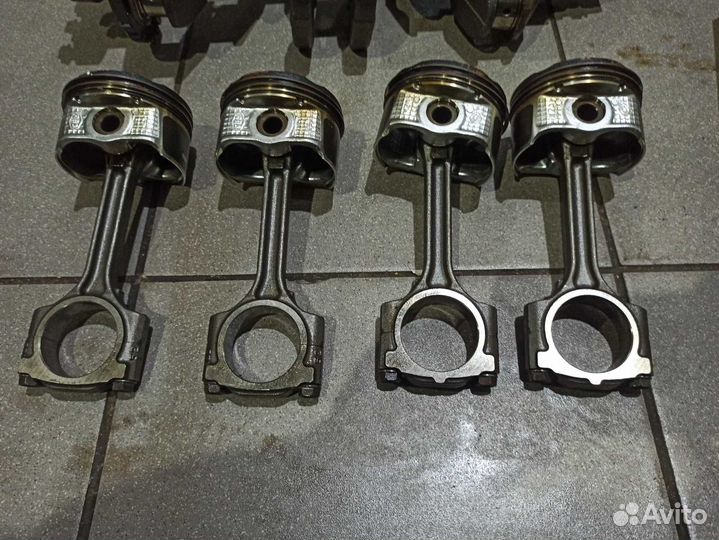 Коленвал поршень вкладыши. Рено ниссан H4MD