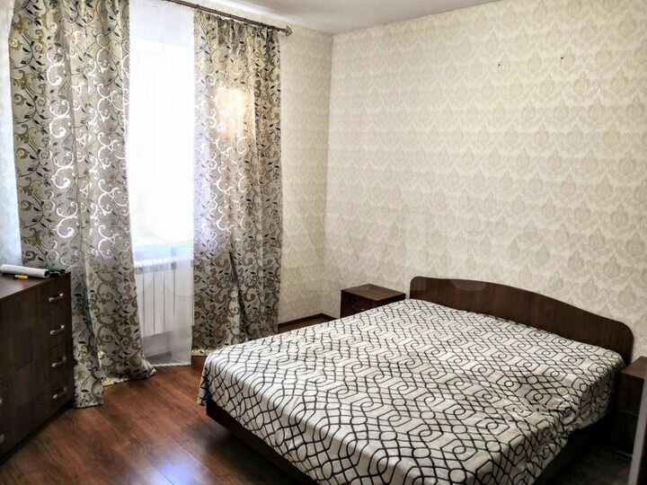 2-к. квартира, 64 м², 8/11 эт.