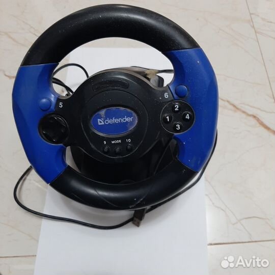 Игровой руль с педалями