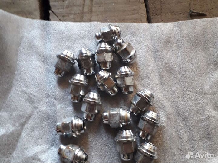 Колёсные гайки