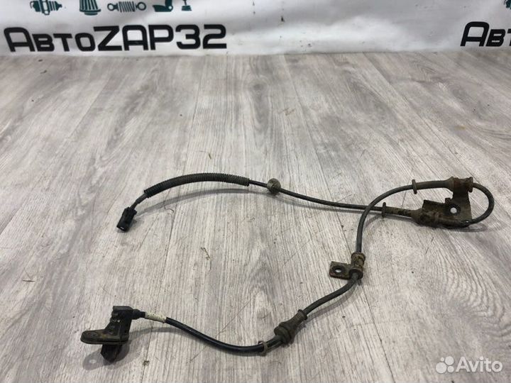 Датчик abs передний левый Kia Rio 3 G4FC 2012