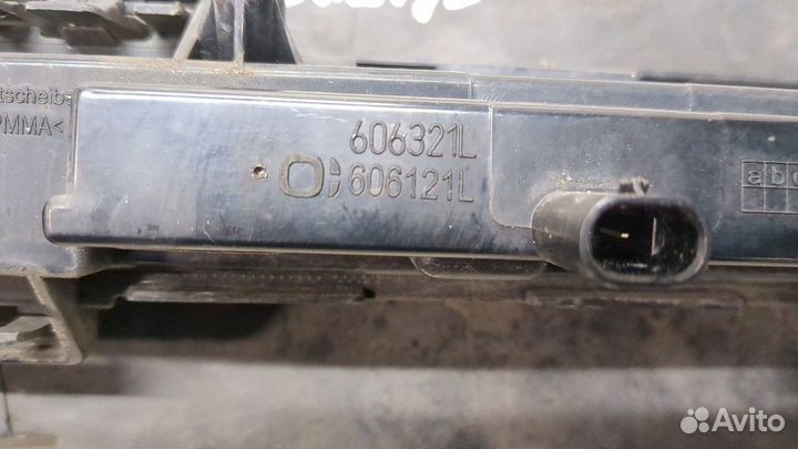 Фара противотуманная левая Mercedes E W212