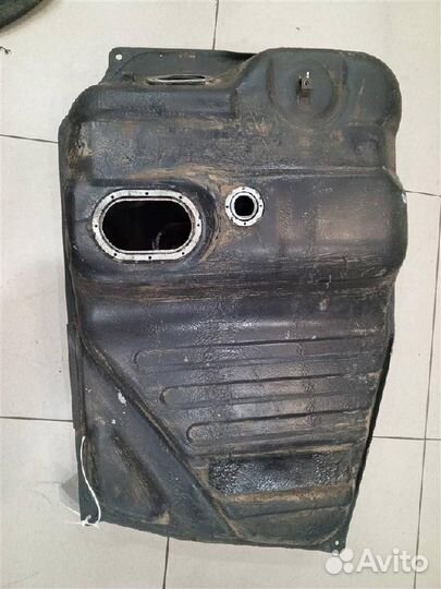 Бак топливный Toyota Land Cruiser