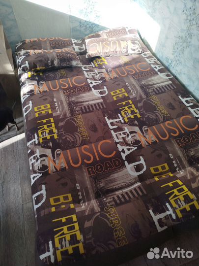 Диван книжка