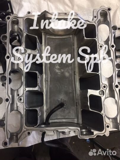 Впускной коллектор на мерседес М272 A2721402401