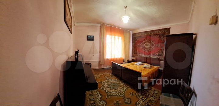 2-к. квартира, 63 м², 1/2 эт.