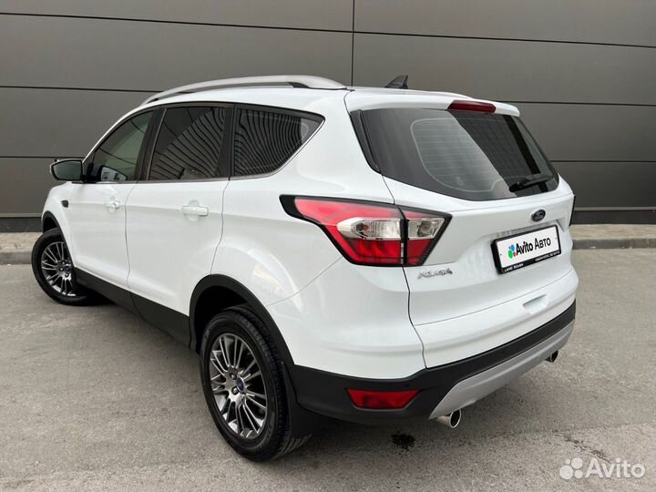 Ford Kuga 2.5 AT, 2018, 110 700 км