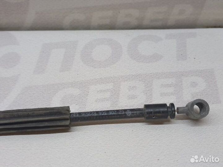 Трос открывания капота Volkswagen Jetta A6 cfna