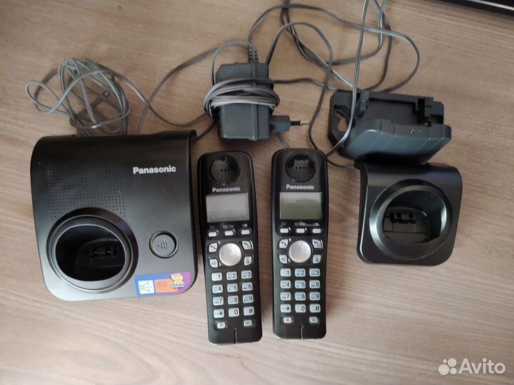 Телефон Panasonic KX-TG7206RU