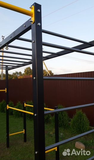 Воркаут площадка спортивный комплекс sswa