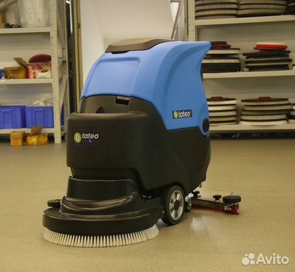 Поломоечная машина в комплекте