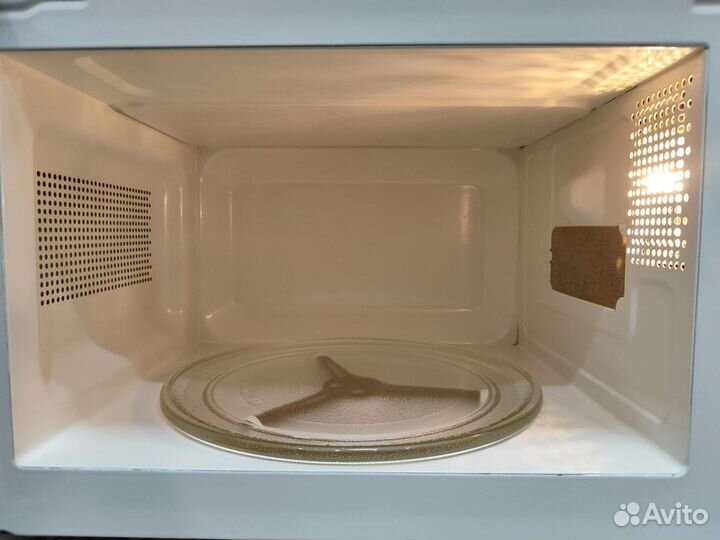 Микроволновая печь Gorenje MO17DW