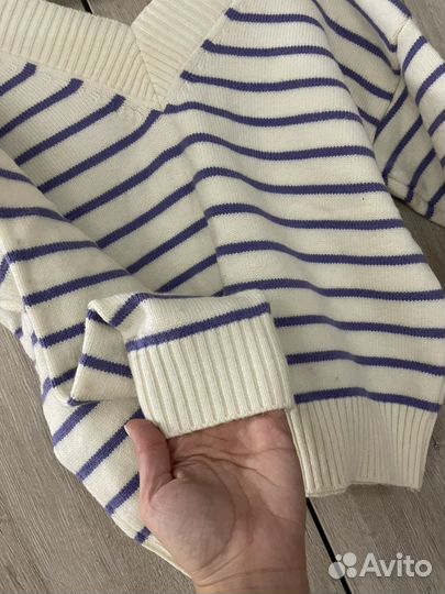 Свитер женский