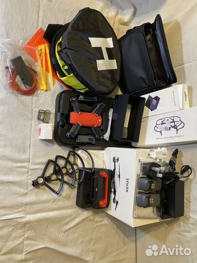 Квадрокоптер DJI spark fly more combo