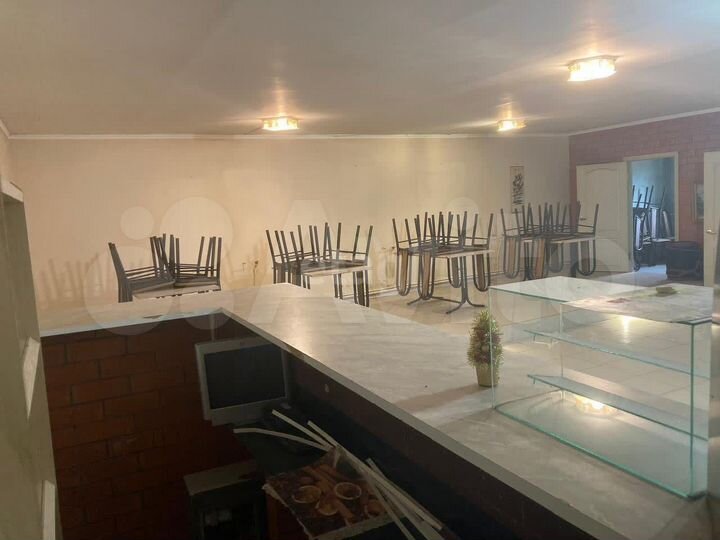 Продам офисное помещение, 372.4 м²