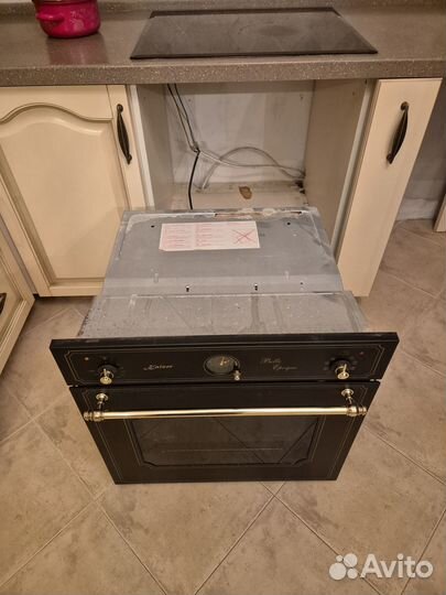 Духовой шкаф