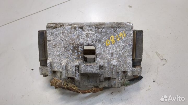 Суппорт Cadillac SRX, 2005